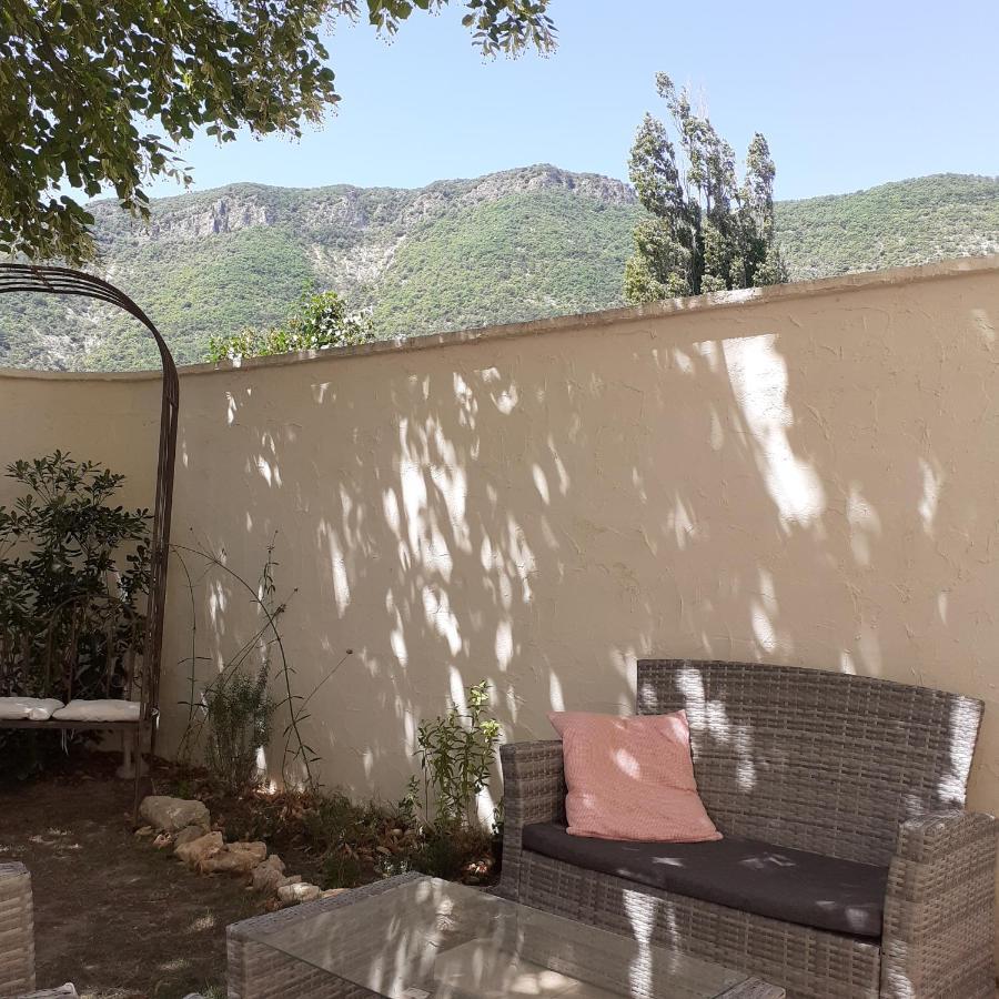 Alma Bella Bed & Breakfast Le Pegue Exterior foto